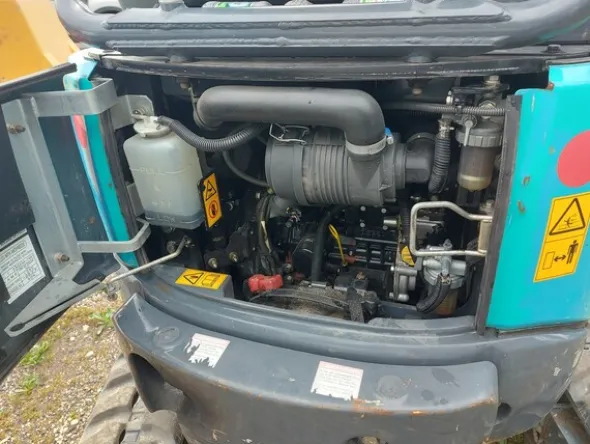 54#7778 Miniescavatore Kobelco SK17SR-3