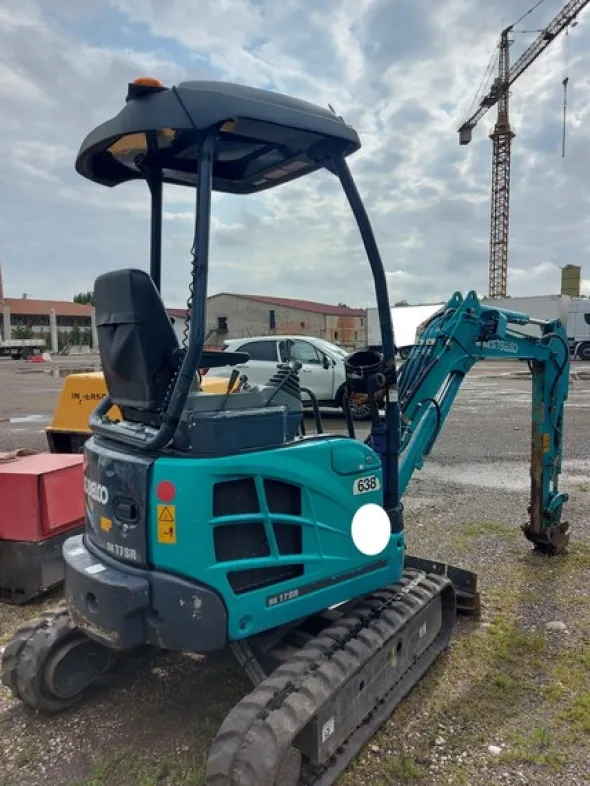 54#7778 Miniescavatore Kobelco SK17SR-3
