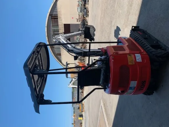 6#7949 Miniescavatore Tos R319