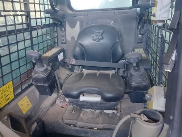 16#7900 Minipala Bobcat S630