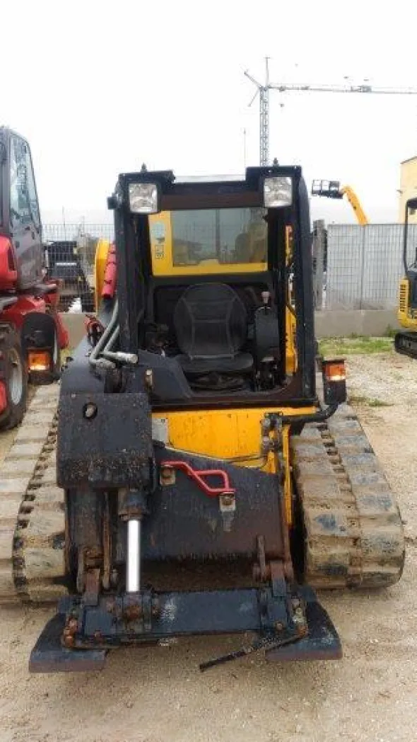 1#3206 Minipala cingolata JCB 1110THF