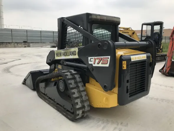 Minipala Cingolata New Holland C175