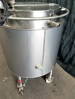 MISCELATORE/DISSOLUTORE INCAMIC. 200LT(MF-PR-SER-130)