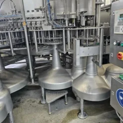 M334 Monoblocco riemp. usato KHS Innofill X PET 24.000