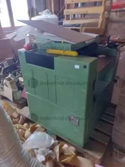 17#8771 Mobili finiti, materia prima e semilavorati, ferramenta e bulloneria