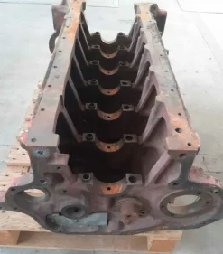 Monoblocco deutz sei cilindri 912