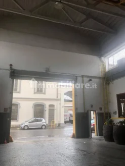 Monza - Capannone di ca 600 mq