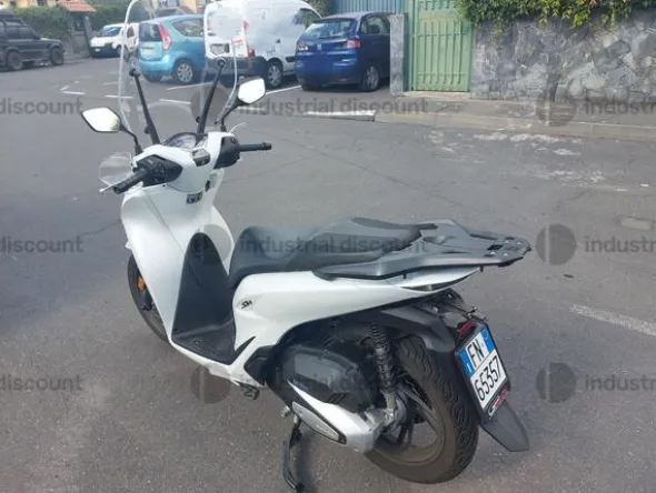 3#9812 Motociclo Honda