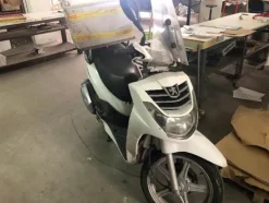 5#4548 Motociclo Peugeot