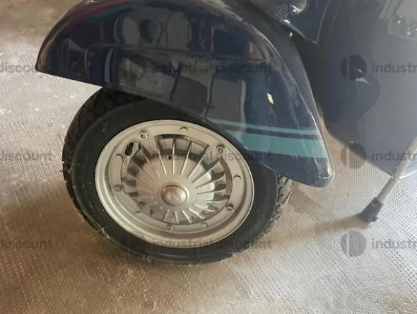 4#8725 Motociclo Piaggio Vespa Primavera 125
