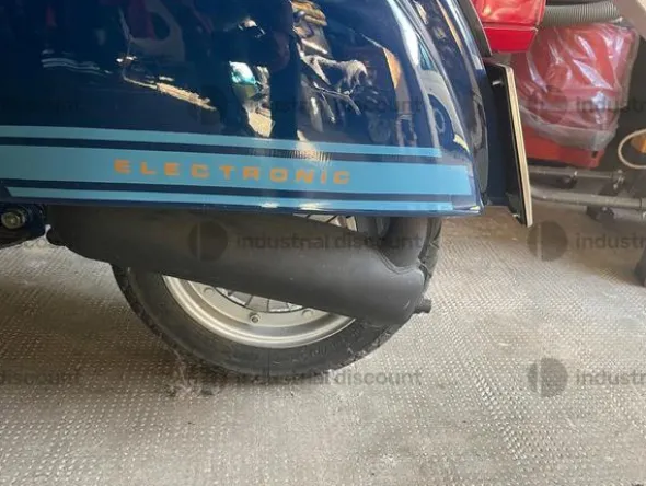 4#8725 Motociclo Piaggio Vespa Primavera 125