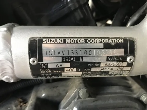 4#4972 Motociclo Suzuki SV650