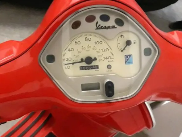 1#4159 Motociclo Vespa Ferrari 125