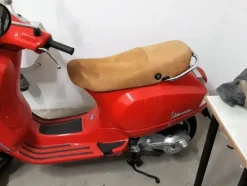 1#4159 Motociclo Vespa Ferrari 125