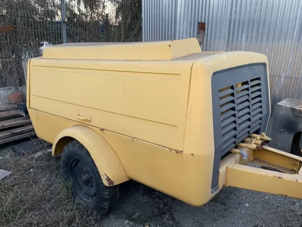 28#6949 Motocompressore Atlas Copco Italia