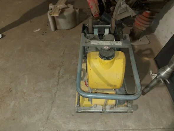 42#7725 Motocompressore Honda e tassellatori