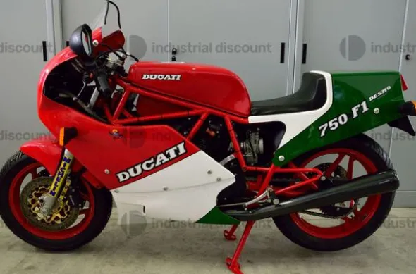8#9982 Moto Ducati 750 F1