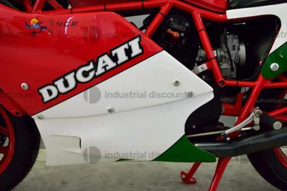 8#9982 Moto Ducati 750 F1