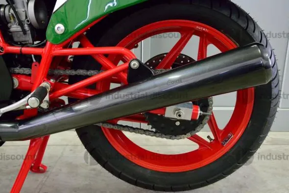 8#9982 Moto Ducati 750 F1