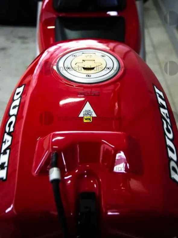 12#9982 Moto Ducati 888 SP4