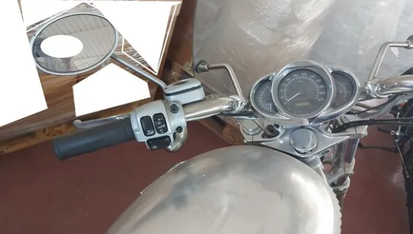 43#5771 Moto Harley Davidson