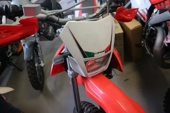 4#3474 Moto HM CRE