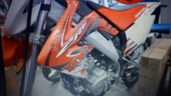 7#5869 Moto Honda HM125