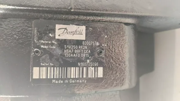 Motore Danfoss 51V250 RF2N HSA7 BHF1 CCA 130AAF0 0815