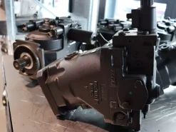 Motore Sauer Danfoss 51V080RC7NL7B1WBJ1NNN041AAG0D400