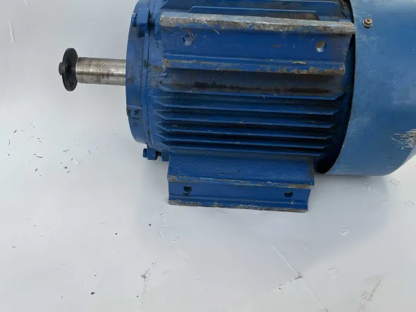 Motore trifase industriale da 5,5 kW IP55