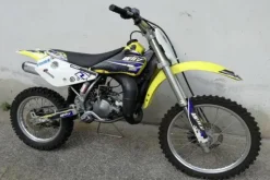 26#3672 Moto Suzuki RM Cross 85cc