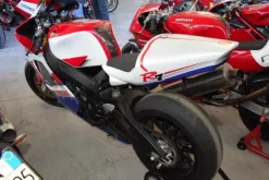 34#3672 Moto Yamaha R7 Advance750cc