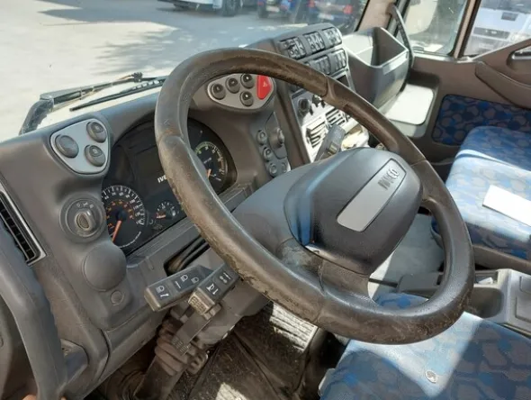 11#7956 Motrice Iveco Eurocargo