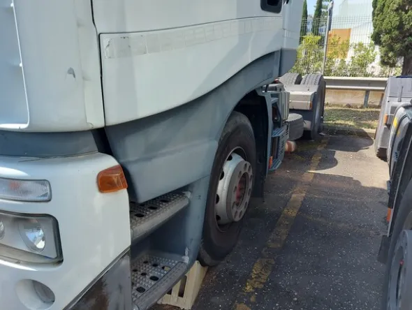 1#7744 Motrice per semirimorchio Iveco