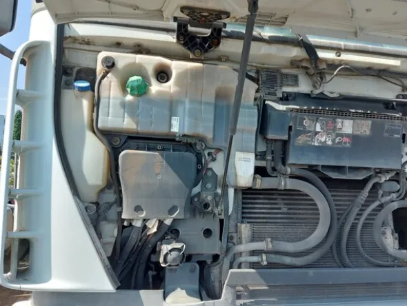 1#7744 Motrice per semirimorchio Iveco
