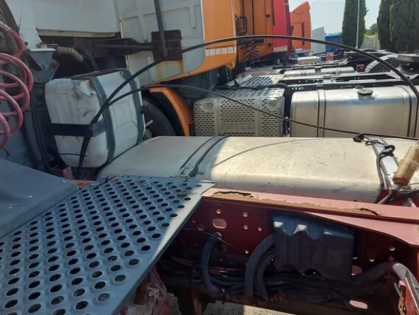 1#7744 Motrice per semirimorchio Iveco