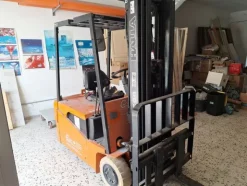 2#8440 Muletto elettrico Halla