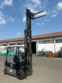 Muletto Nissan 25 quintali elettrico