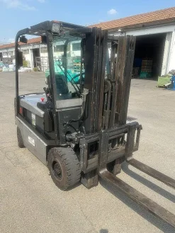 Muletto Nissan 25 quintali elettrico
