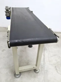 NASTRO TRASPORTATORE A TAPPETO MOTORIZZATO (NAS-305)