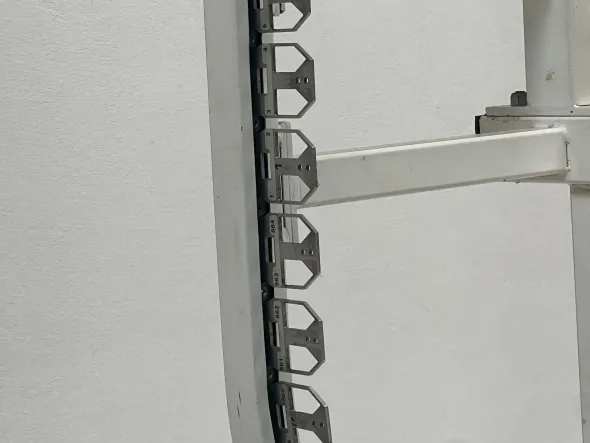 Nastro trasportatore 564 posti per lavanderie!