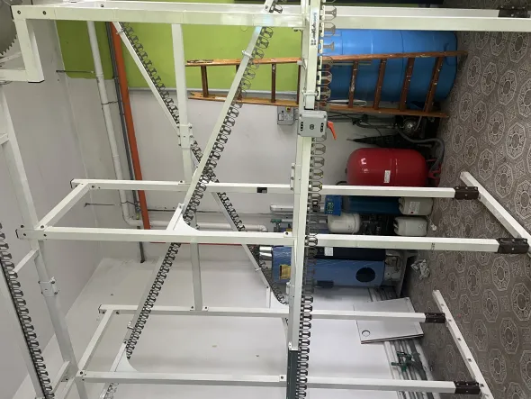 Nastro trasportatore 564 posti per lavanderie!