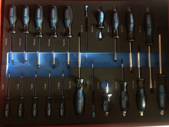 19#9177 N. 2 carrelli portautensili Germany Tools