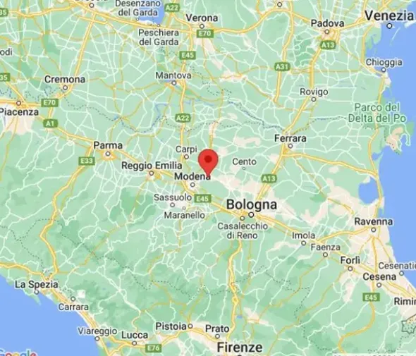 #24043 Negozio a reddito di abbigliamento e articoli per la casa