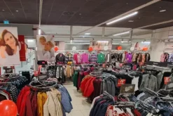 #24043 Negozio a reddito in complesso commerciale