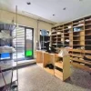 #20144 Negozio con magazzino in zona residenziale