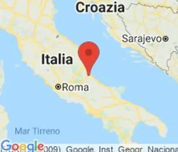 #14694 Negozio da ristrutturare con pertinenza e cantina