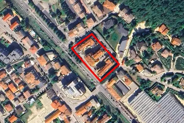 #2536114 Negozio (sub 205) in edificio polifunzionale