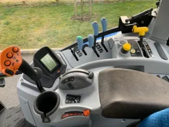 NEW HOLLAND T6080