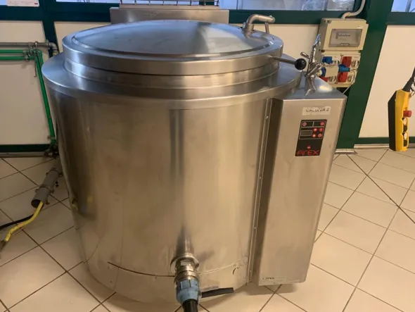 N.: 2 pastorizzatori Firex mod. PFDG500